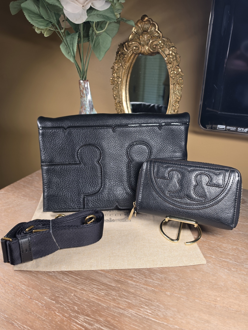 Tory Burch Serif Leather Convertible Crossbody w/ Wallet (Comb. Retail $645)